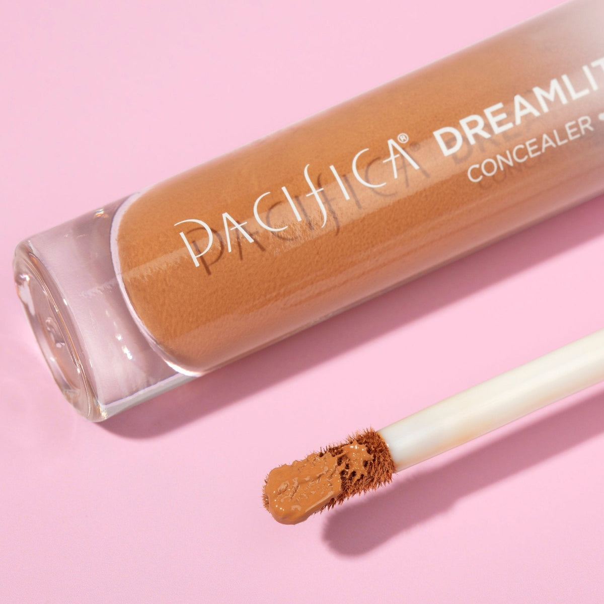 Dreamlit Glow Concealer