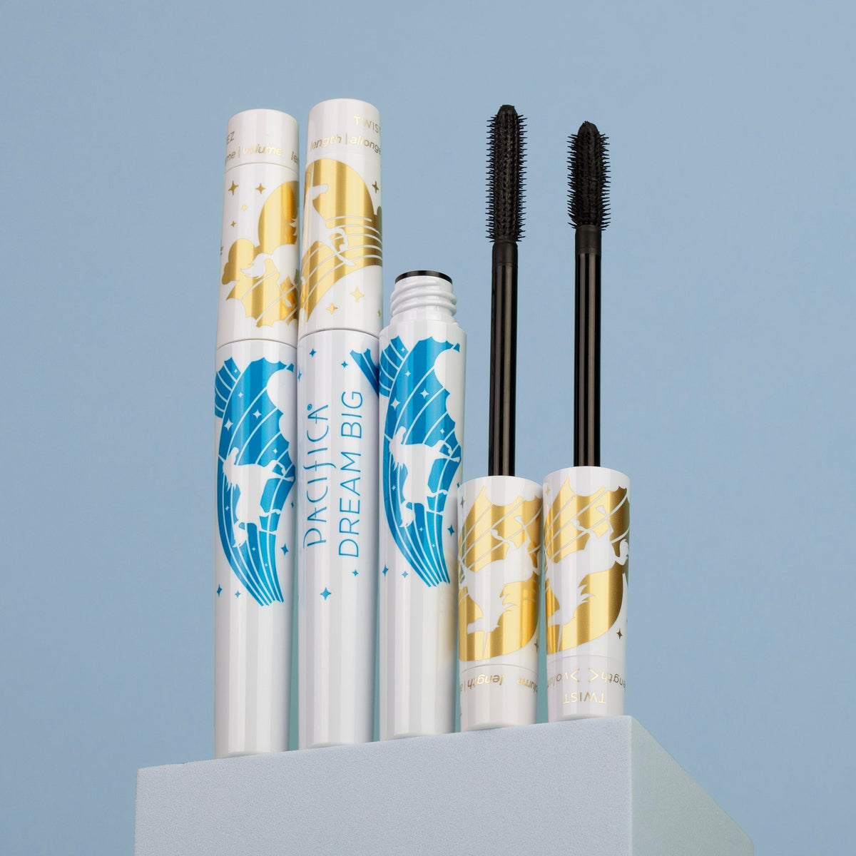 Dream Big Lash Extending 7 in 1 Mascara